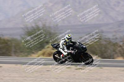 media/Oct-02-2025-Racers Edge (Thu) [[2c91cb6ab3]]/3-B Group/Session 5-Turn 3 Inside Pans (2pm)/